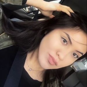 Meet your Posher, Nadia